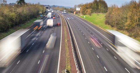 Autobahnverschwommen Autobahnverschwommen