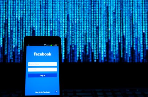 Facebook Juliuskielaitis Shutterstock 480x 2 Facebook Juliuskielaitis Shutterstock 480x 2