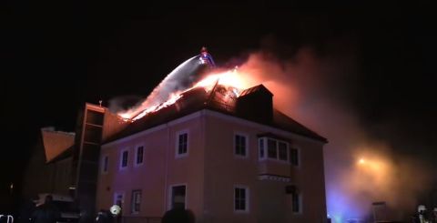 Feuer Yt 480 Feuer Yt 480
