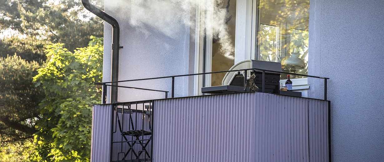 Streit vermeiden Was ist beim Grillen auf dem Balkon erlaubt und