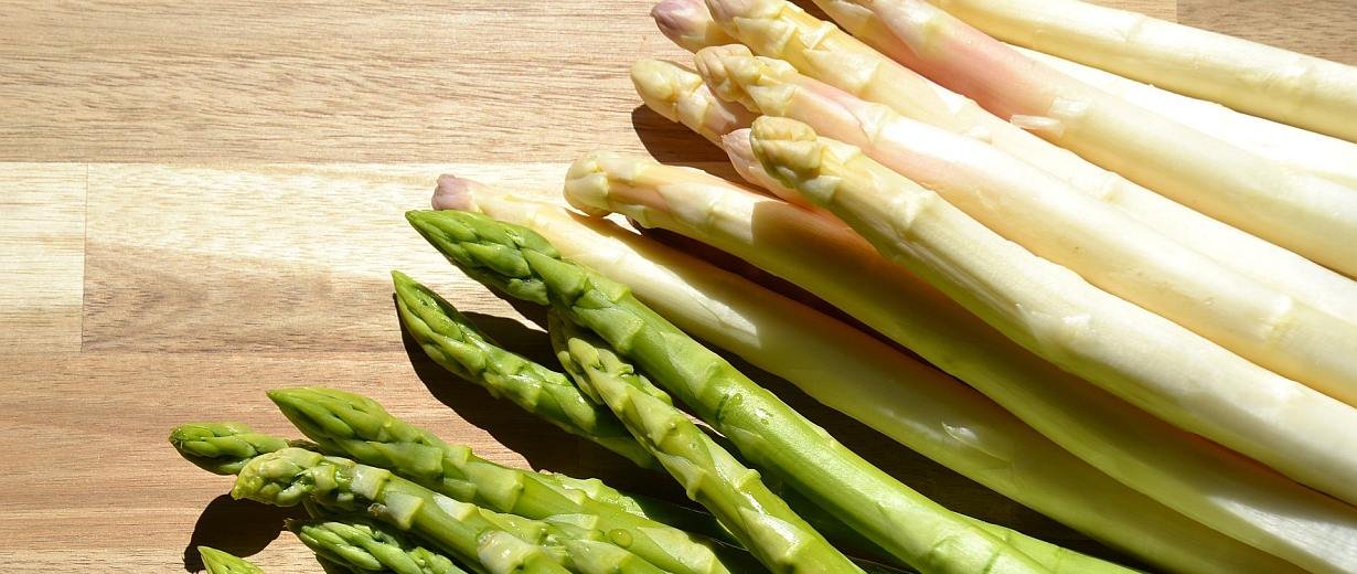 Spargelzeit: Geheimtipps und No-Gos rund um das beliebte Gemüse | RPR1.